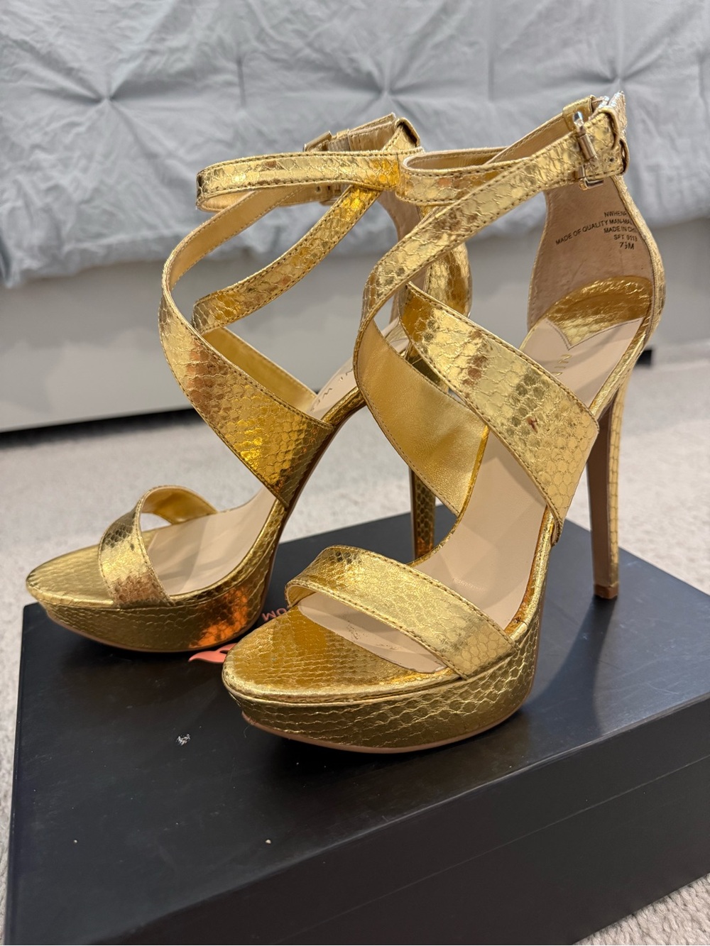 Nine West Gold Heels Size 7.5